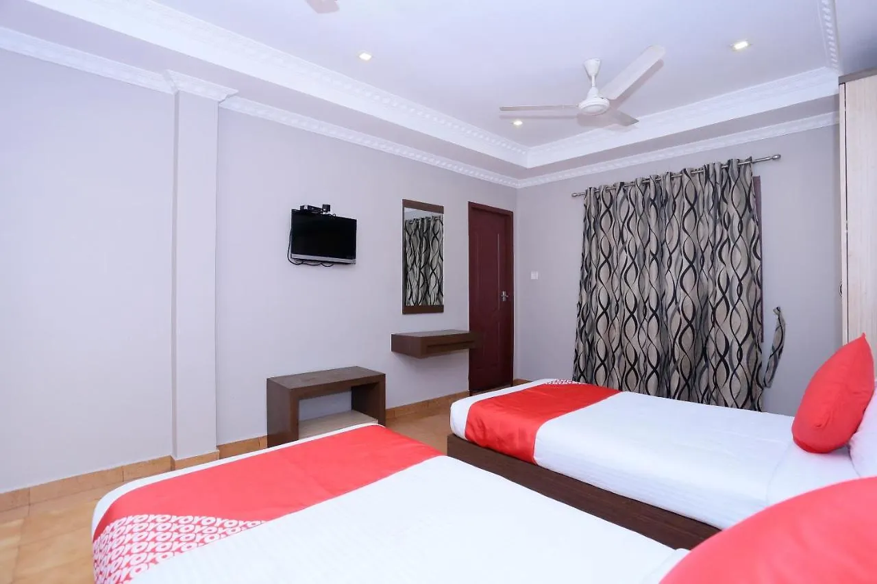 Oyo 23116 Gino Tourist Home Kochi فندق